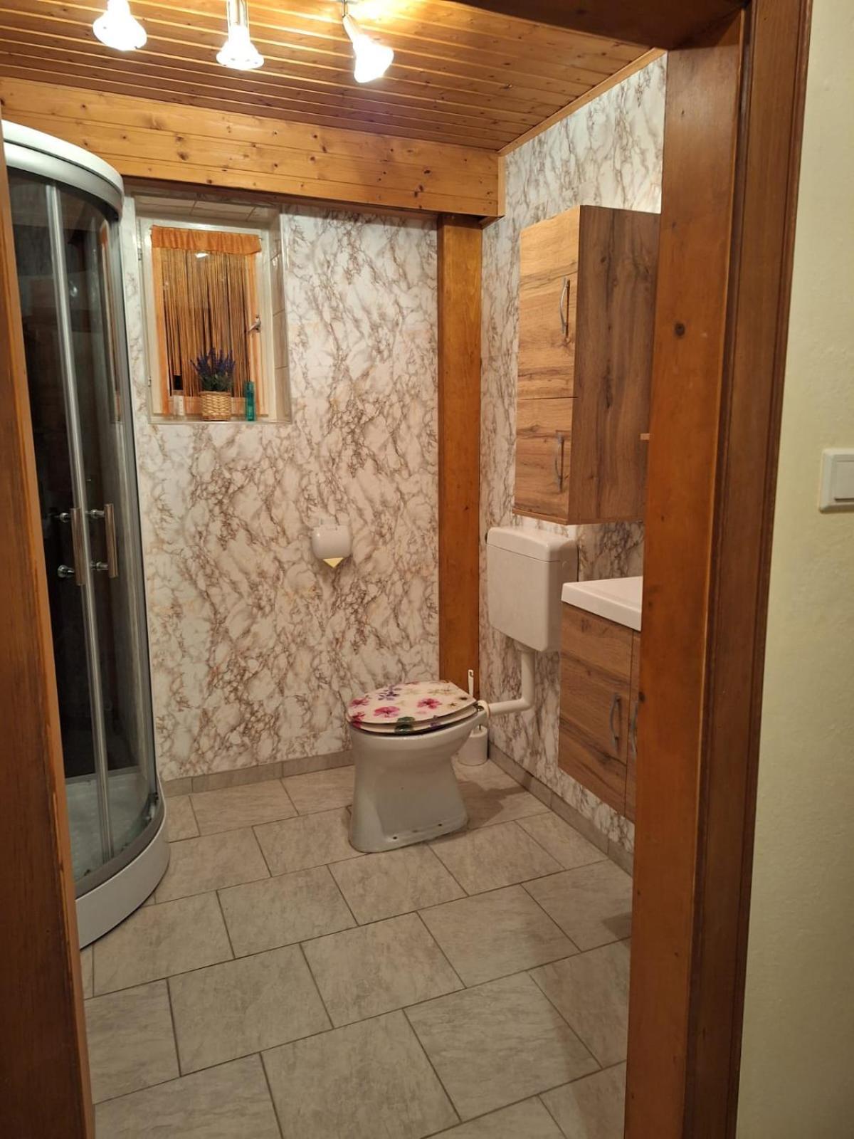 Haus Alexander Villa Fresach Bagian luar foto
